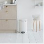 Мусорное ведро с педалью Brabantia NewIcon минерально-белое 114168 (20л)