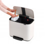 Мусорный бак Brabantia Pedal Bin Bo с педалью 121142 белый (11л+23л)